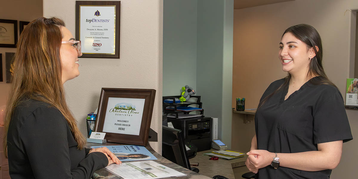 Office-Woodmen_Interaction-4639